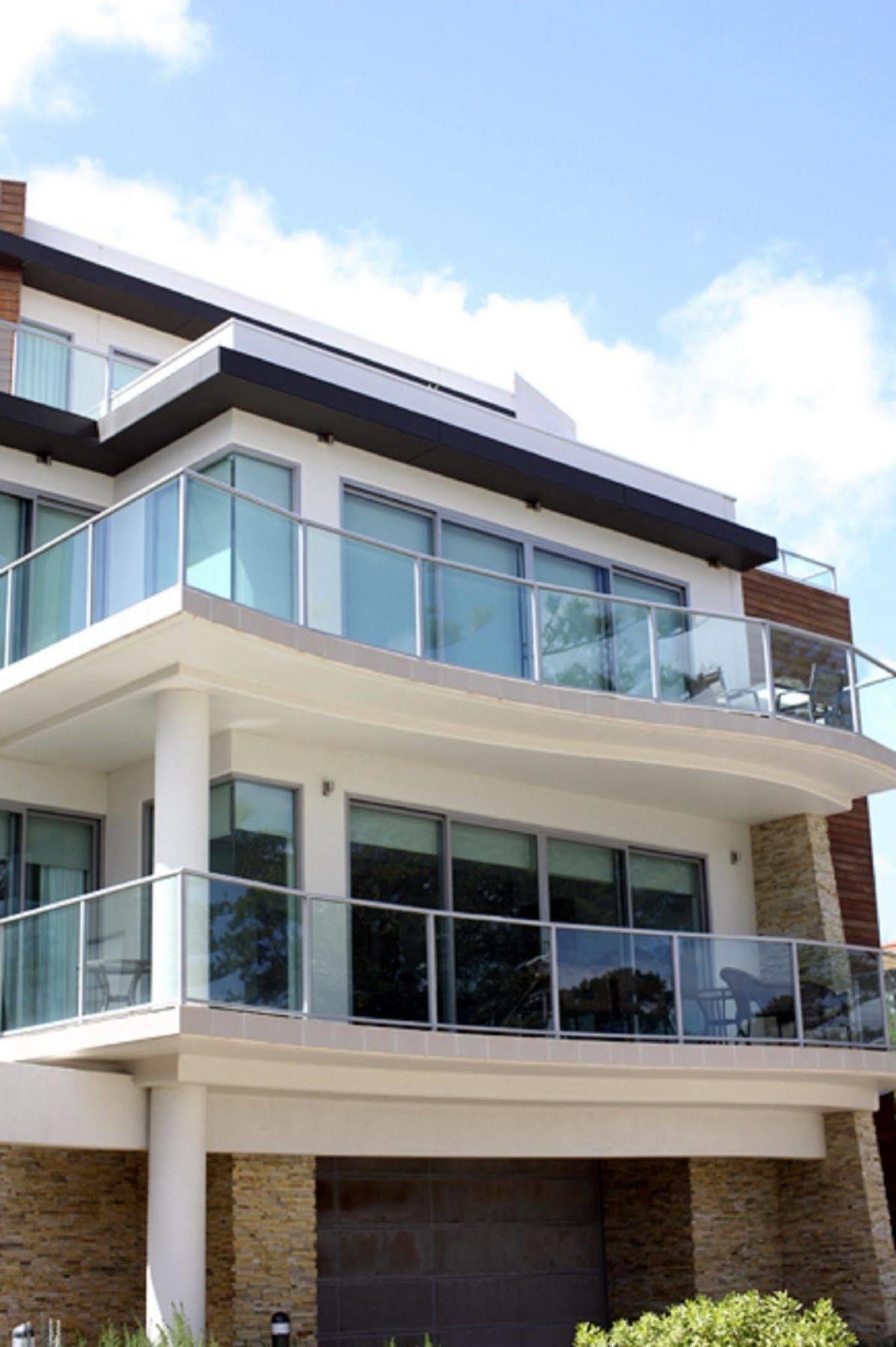 The Waves Apartments Cowes Exterior foto